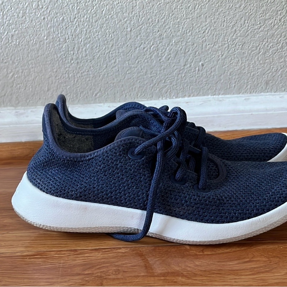 allbirds women’s  Navy Knit Lace-Up Sneakers - Deep Blue - Picture 3 of 4